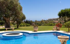 Villa – Nueva Andalucia, Marbella, Andalusien,  Spanien. 5 850 000 €