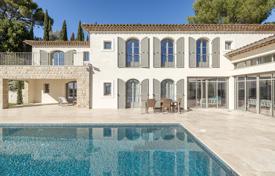 Villa – Mougins, Côte d'Azur, Frankreich. 3 850 000 €