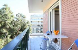 Wohnung – Palaio Faliro, Attika, Griechenland. 330 000 €