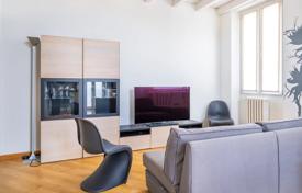 Wohnung – Stresa, Piedmont, Italien. 410 000 €