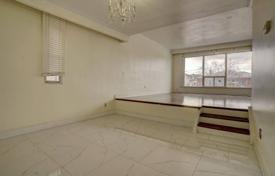 12-zimmer stadthaus in North York, Kanada. C$1 290 000