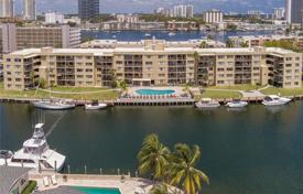Eigentumswohnung – Hallandale Beach, Florida, Vereinigte Staaten. $385 000