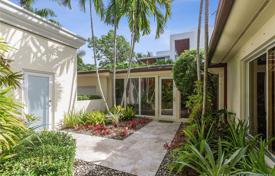 Villa – Miami Beach, Florida, Vereinigte Staaten. $2 200 000