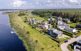 4-zimmer stadthaus 400 m² in Jurmala, Lettland. 2 300 000 €