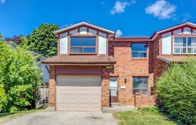 5-zimmer stadthaus in North York, Kanada. C$1 101 000