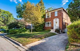 4-zimmer haus in der stadt in North York, Kanada. C$2 247 000