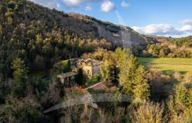 1-zimmer villa 600 m² in Terni, Italien. 1 650 000 €