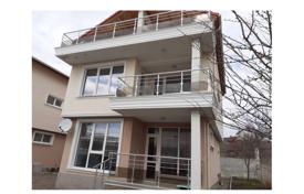 Haus in der Stadt – Sveti Vlas, Burgas, Bulgarien. 220 000 €