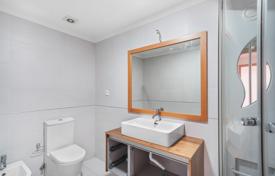 4-zimmer wohnung 208 m² in Vila Nova de Gaia, Portugal. 495 000 €