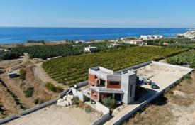 4-zimmer einfamilienhaus 410 m² in Sea Caves, Zypern. 2 250 000 €