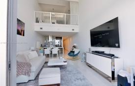 1-zimmer appartements in eigentumswohnungen 152 m² in Miami, Vereinigte Staaten. $949 000