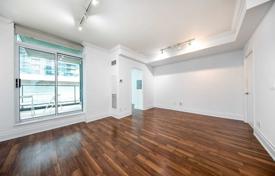5-zimmer wohnung in Yonge Street, Kanada. C$904 000