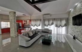 Villa – Pattaya, Chonburi, Thailand. $206 000