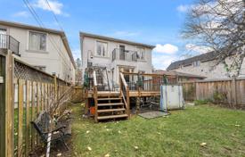 5-zimmer haus in der stadt in North York, Kanada. C$2 695 000