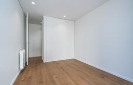 4-zimmer wohnung 178 m² in Porto (city), Portugal. 740 000 €