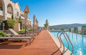 3-zimmer wohnung 94 m² in Radovići, Montenegro. 760 000 €