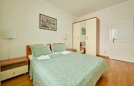 4-zimmer wohnung 131 m² in Sveti Stefan, Montenegro. 550 000 €