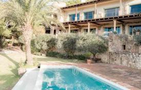 Villa – Ibiza, Balearen, Spanien. 17 600 €  pro Woche