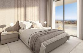 7-zimmer wohnung 176 m² in Benahavis, Spanien. 2 000 000 €