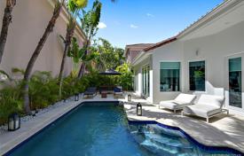 Villa – Golden Beach, Florida, Vereinigte Staaten. $1 895 000