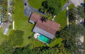 Grundstück – Pinecrest, Florida, Vereinigte Staaten. $1 500 000