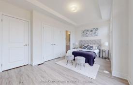 7-zimmer stadthaus in North York, Kanada. C$1 422 000