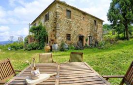 2-zimmer villa 275 m² in Volterra, Italien. 590 000 €