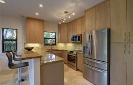4-zimmer haus in der stadt 239 m² in Miami, Vereinigte Staaten. $1 365 000
