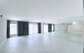 1-zimmer appartements in eigentumswohnungen 82 m² in Coral Gables, Vereinigte Staaten. $415 000