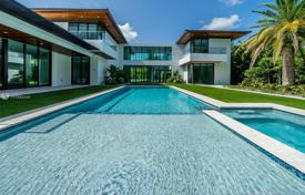 9-zimmer villa 974 m² in Pinecrest, Vereinigte Staaten. 4 866 000 €
