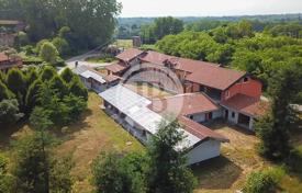 35-zimmer villa in Agrate Conturbia, Italien. Price on request