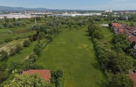 Grundstück in City of Zagreb, Kroatien. 1 535 000 €