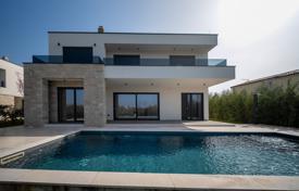 5-zimmer haus in der stadt 234 m² in Poreč, Kroatien. 950 000 €