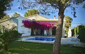 7-zimmer villa 155 m² in Les Tres Cales, Spanien. 345 000 €