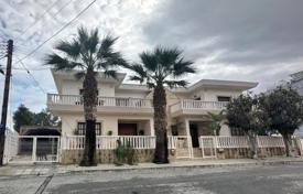 8-zimmer einfamilienhaus 645 m² in Strovolos, Zypern. 880 000 €