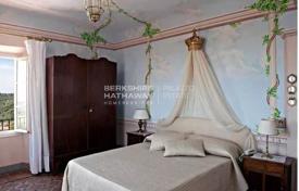 20-zimmer villa in Pietrasanta, Italien. Price on request