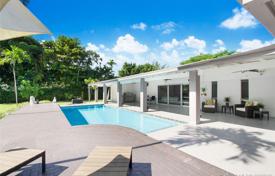 6-zimmer villa 426 m² in Miami, Vereinigte Staaten. $1 550 000