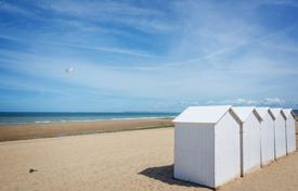 New residential complex with apartments in Villers-sur-Mer, Frankreich. ab 301 000 €