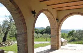 Villa – San Gimignano, Siena, Toskana,  Italien. 712 000 €