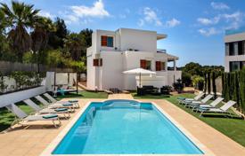 Villa – Ibiza, Balearen, Spanien. 2 300 €  pro Woche