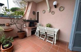 13-zimmer villa in Forte dei Marmi, Italien. Price on request