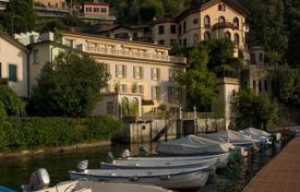 Villa – Torno, Lombardei, Italien. 21 000 €  pro Woche
