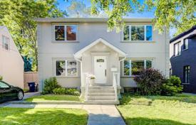 4-zimmer haus in der stadt in North York, Kanada. C$2 114 000