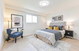 14-zimmer haus in der stadt in Scarborough, Kanada. C$1 469 000