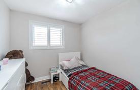3-zimmer stadthaus in North York, Kanada. C$1 308 000