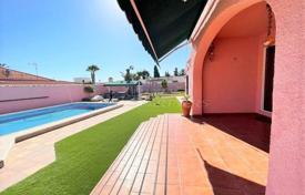 Villa – Torrevieja, Valencia, Spanien. 340 000 €