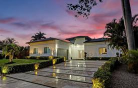 3-zimmer haus in der stadt 268 m² in Miami, Vereinigte Staaten. $1 400 000