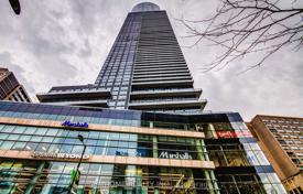 4-zimmer wohnung in Yonge Street, Kanada. C$901 000
