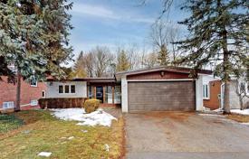 6-zimmer haus in der stadt in North York, Kanada. C$1 762 000