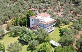 4-zimmer villa 380 m² auf der Peloponnes, Griechenland. 600 000 €